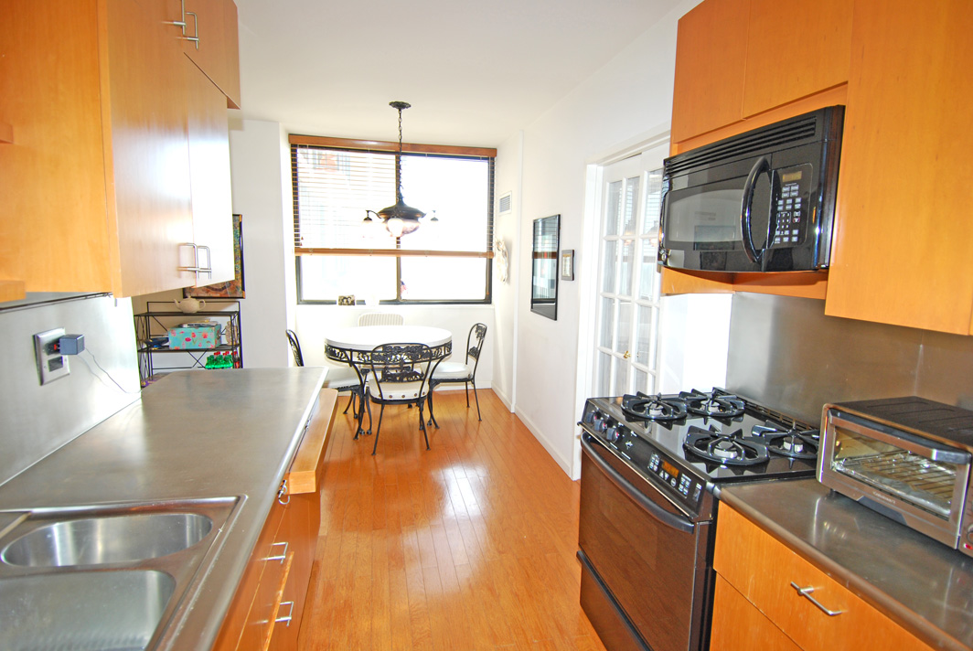 North Shore Towers Apartment