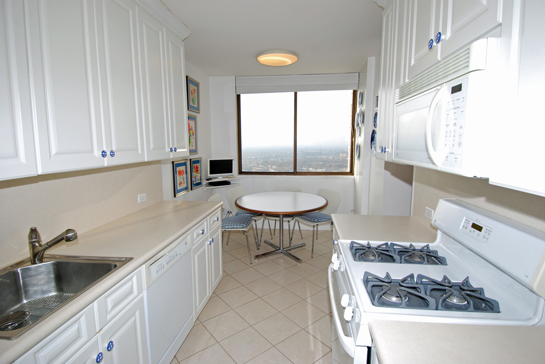 North Shore Towers Apartment