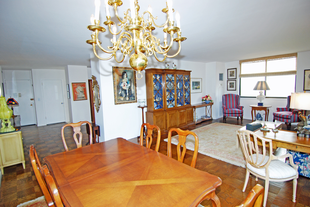 North Shore Towers Apartment