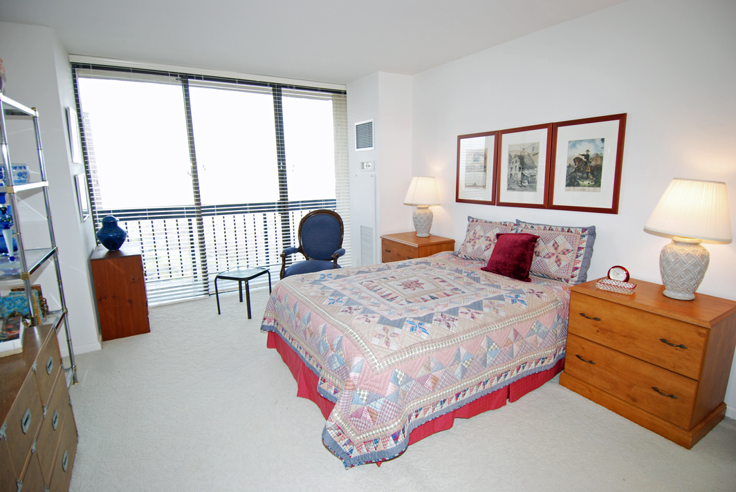 North Shore Towers Apartment