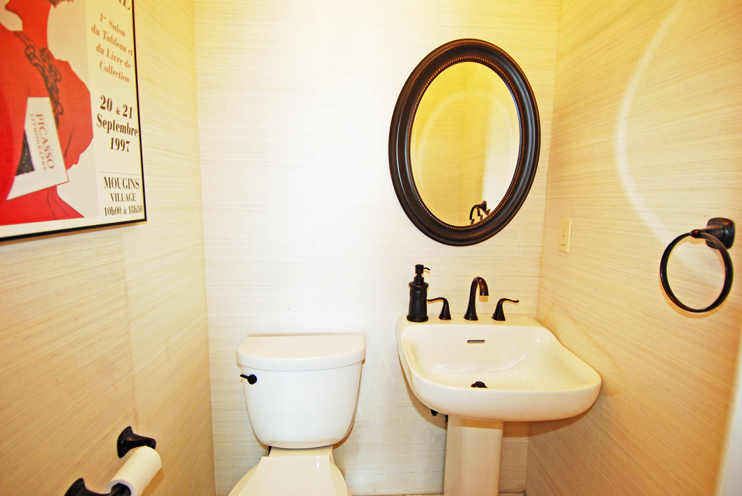 North Shore Towers Apartment