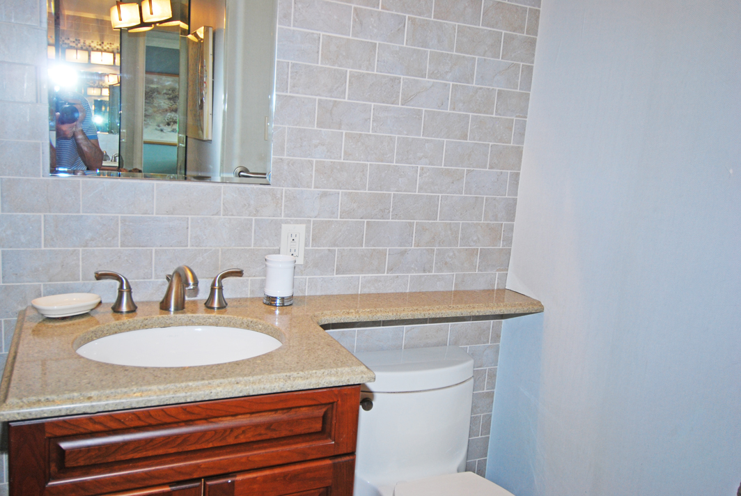 North Shore Towers Apartment