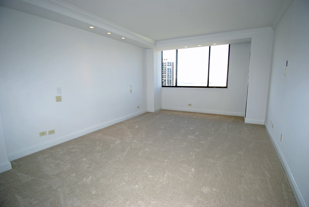 North Shore Towers Apt.