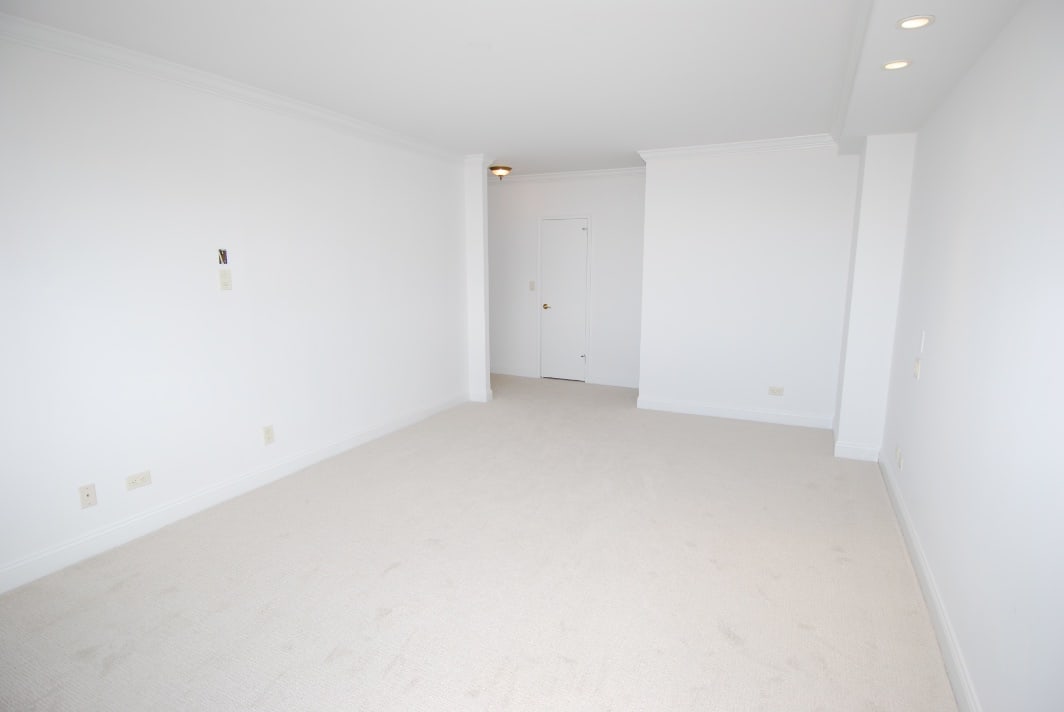 North Shore Towers Apt.