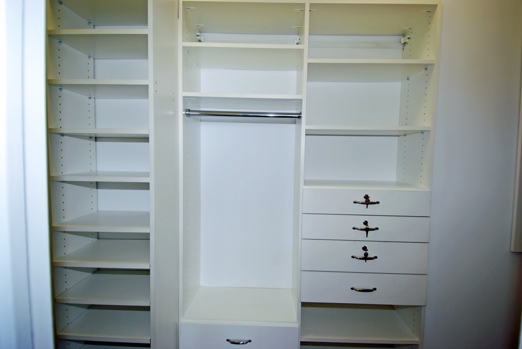 North Shore Towers Apt.