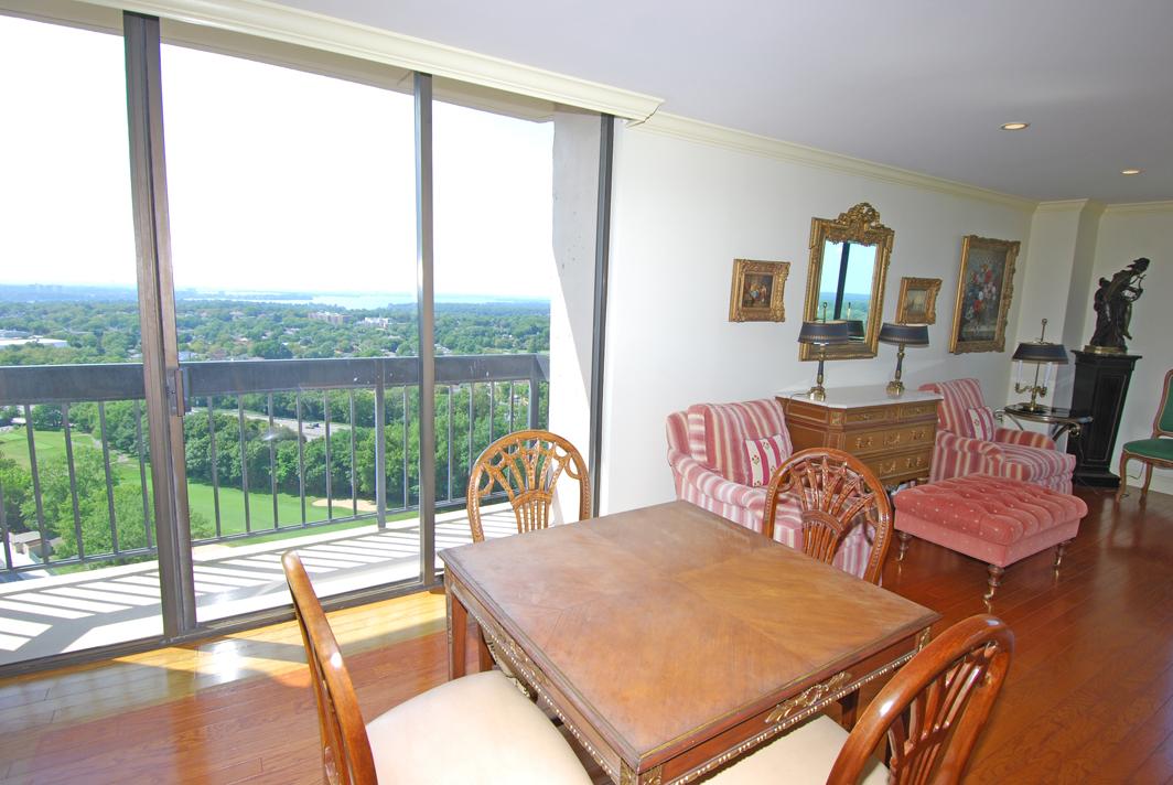 North Shore Towers Apartment