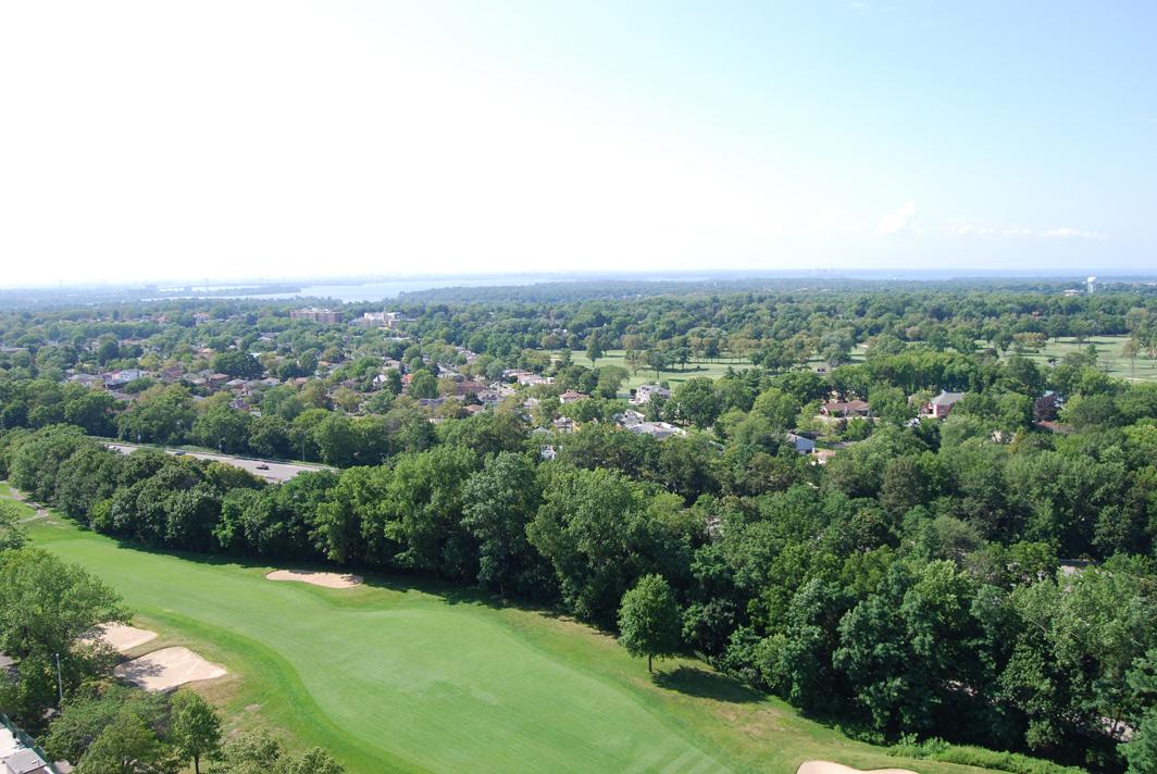 North Shore Towers Apartment