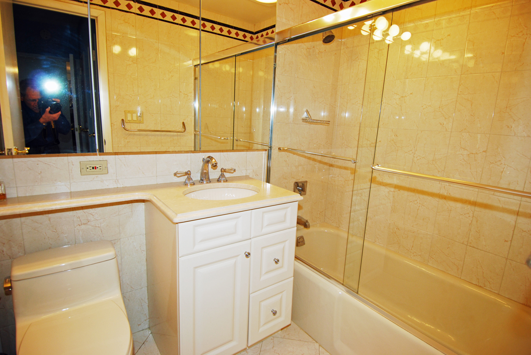 North Shore Towers Apartment