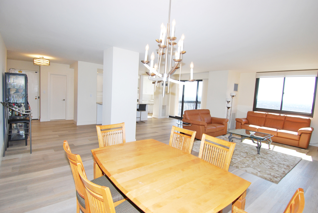 North Shore Towers Apartment