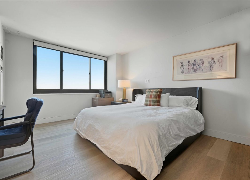 North Shore Towers Apt.
