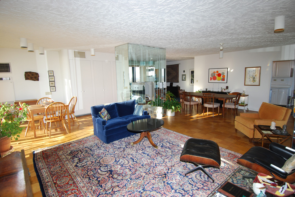 North Shore Towers 3 bedroom co-op