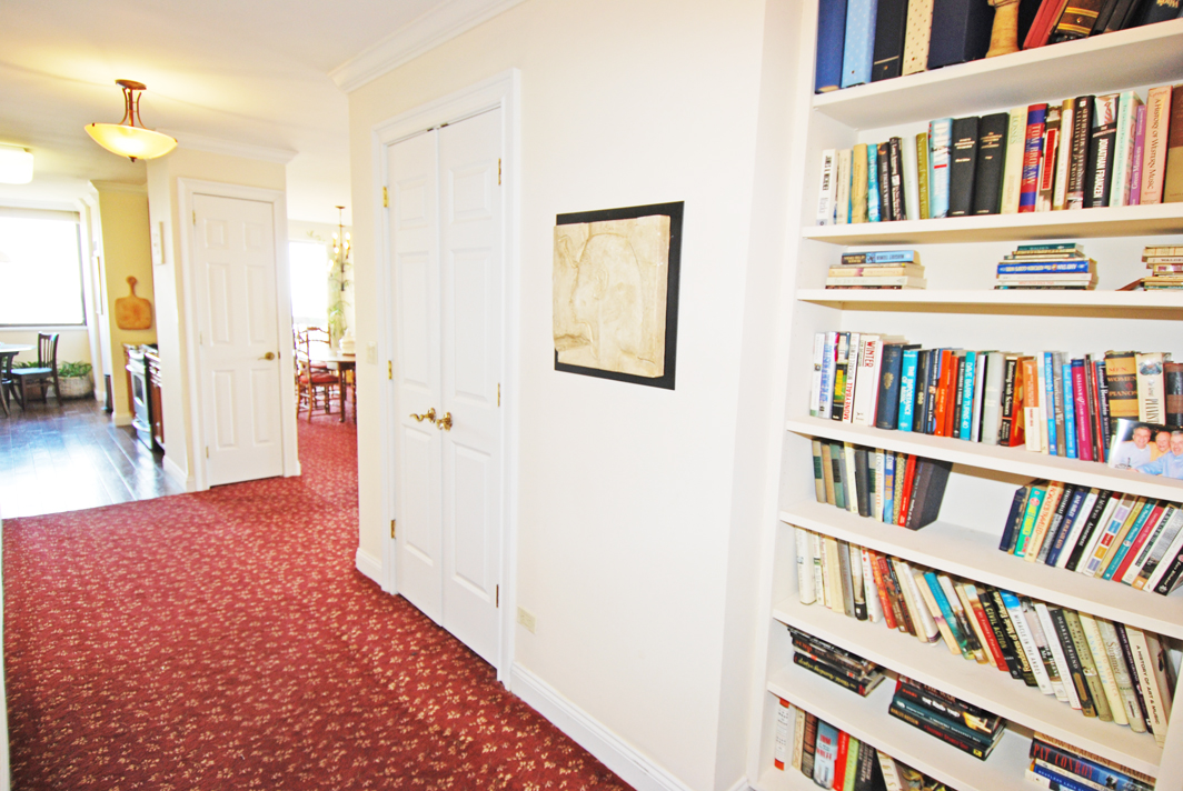 North Shore Towers Apartment