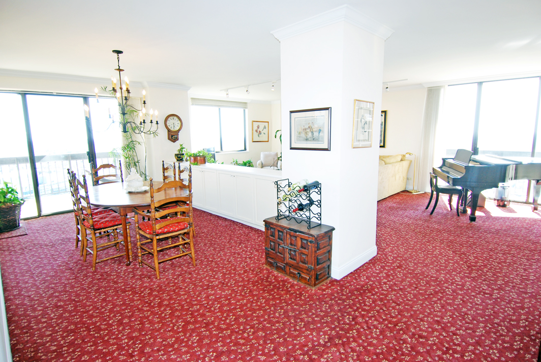 North Shore Towers Apartment