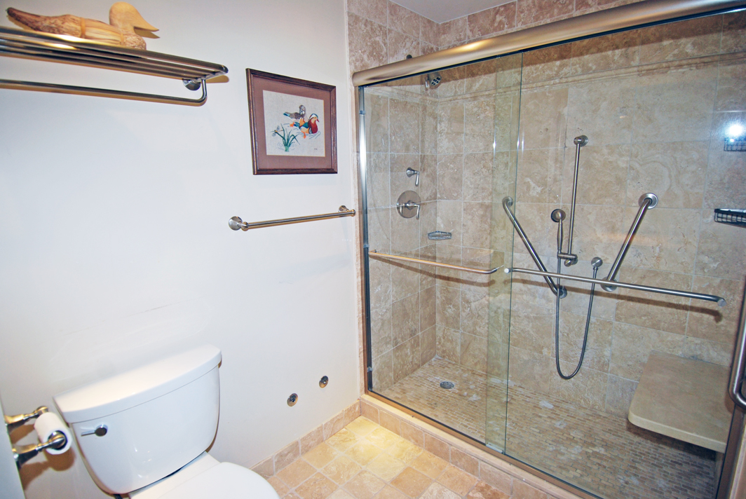 North Shore Towers Apartment