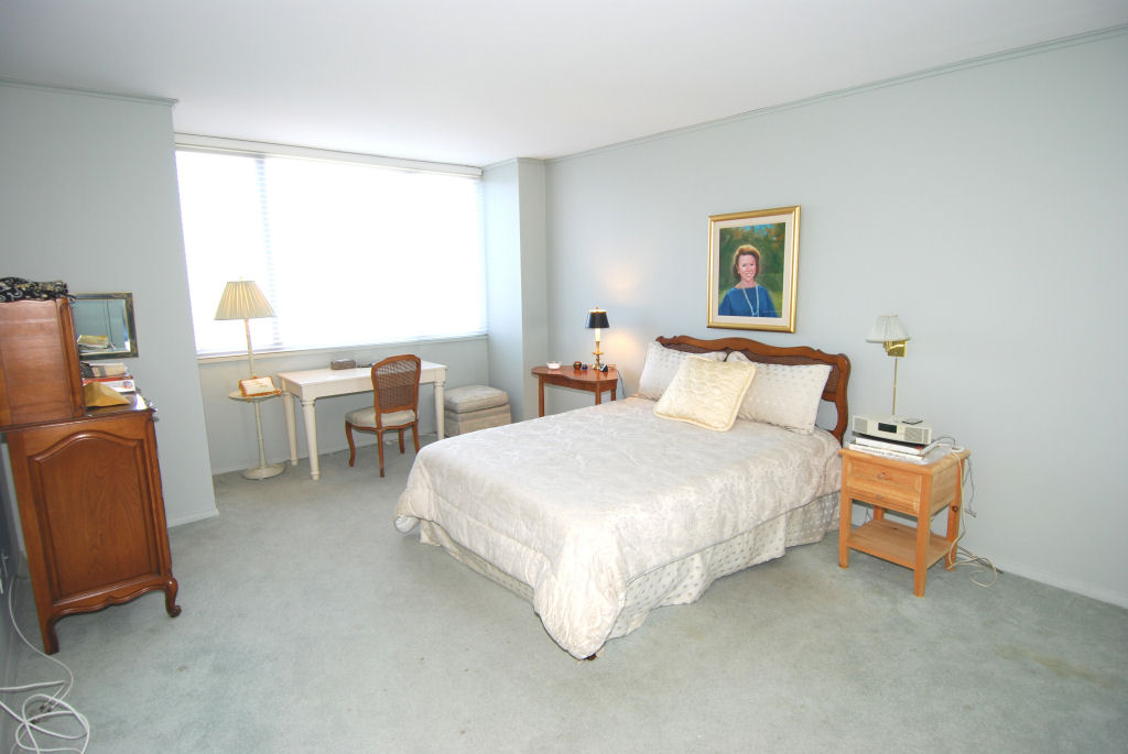 North Shore Towers 2 bedroom co-op
