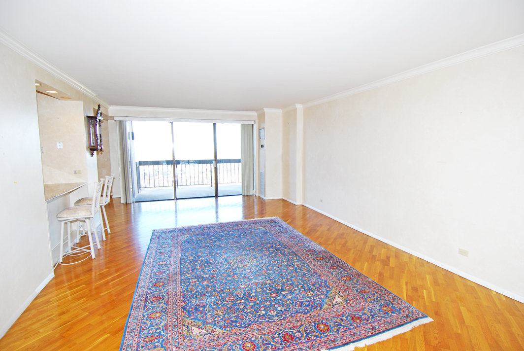 North Shore Towers Apartment