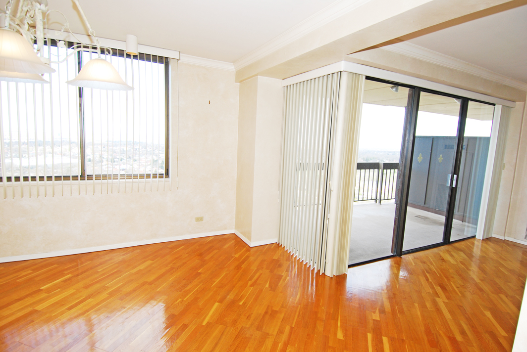 North Shore Towers Apartment