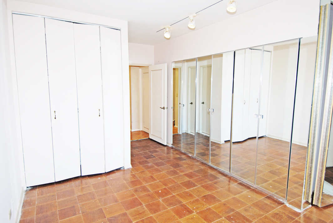 North Shore Towers Apartment