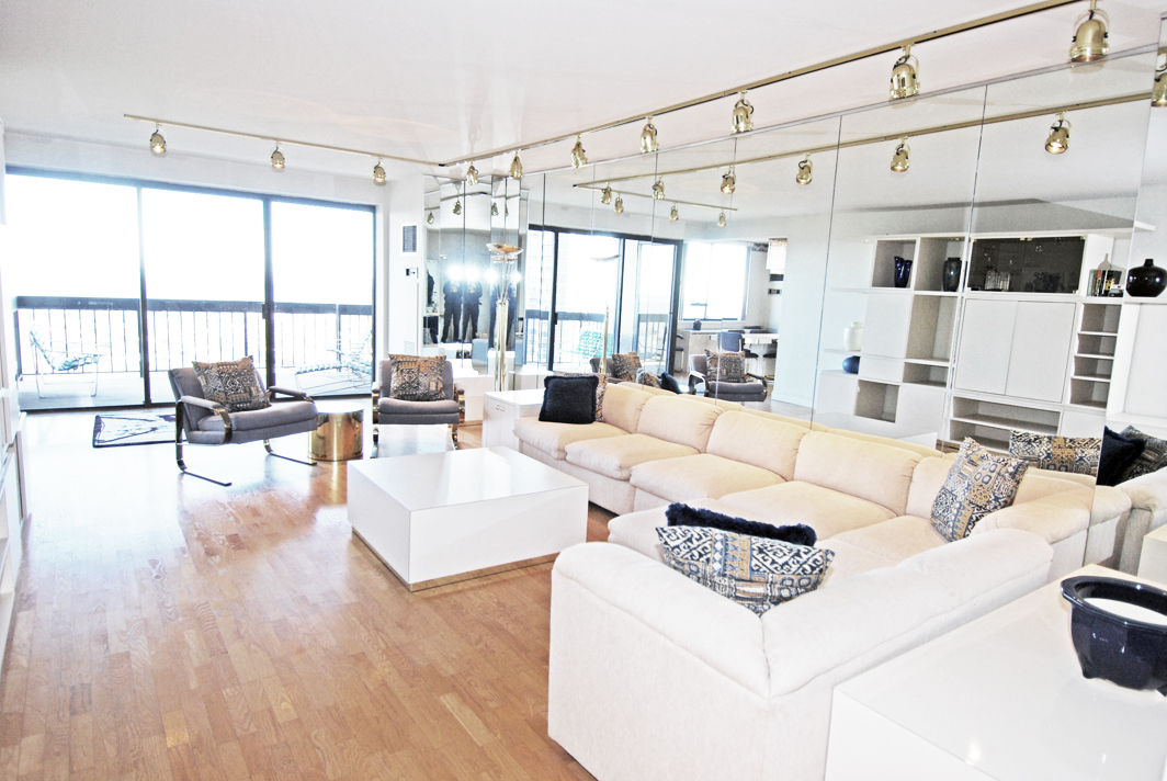 North Shore Towers Apartment