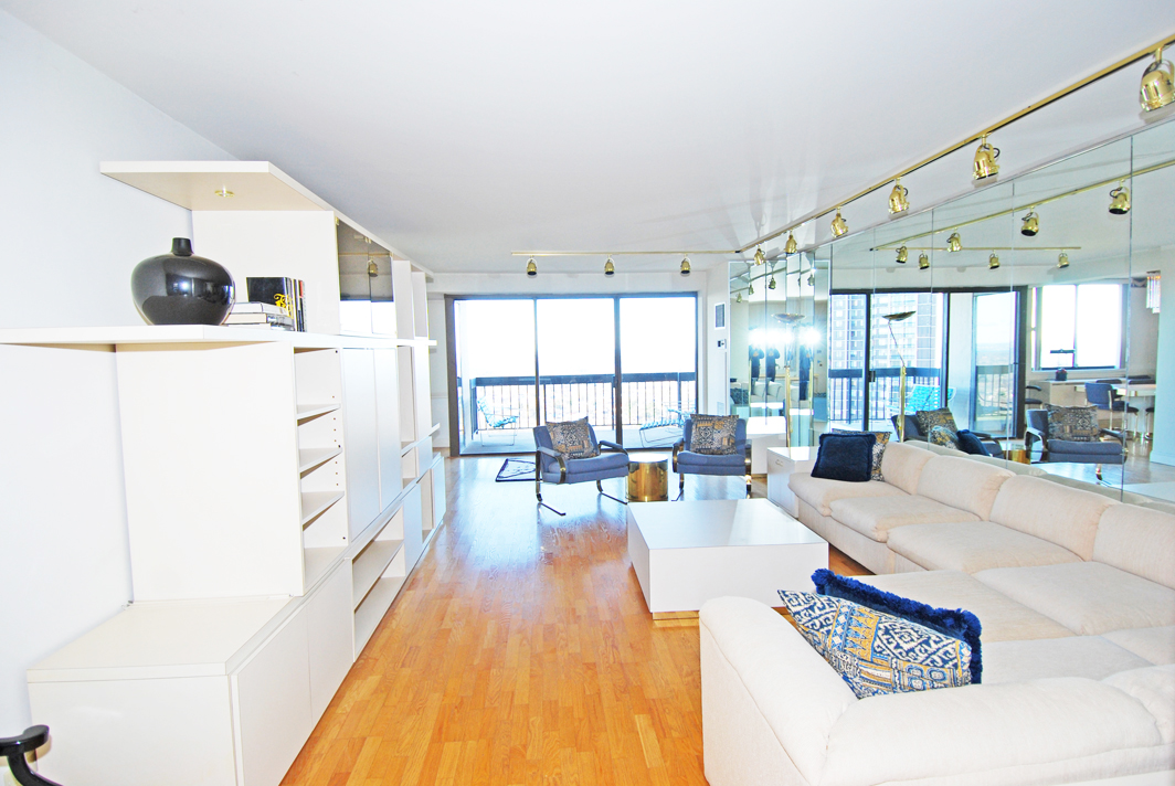 North Shore Towers Apartment