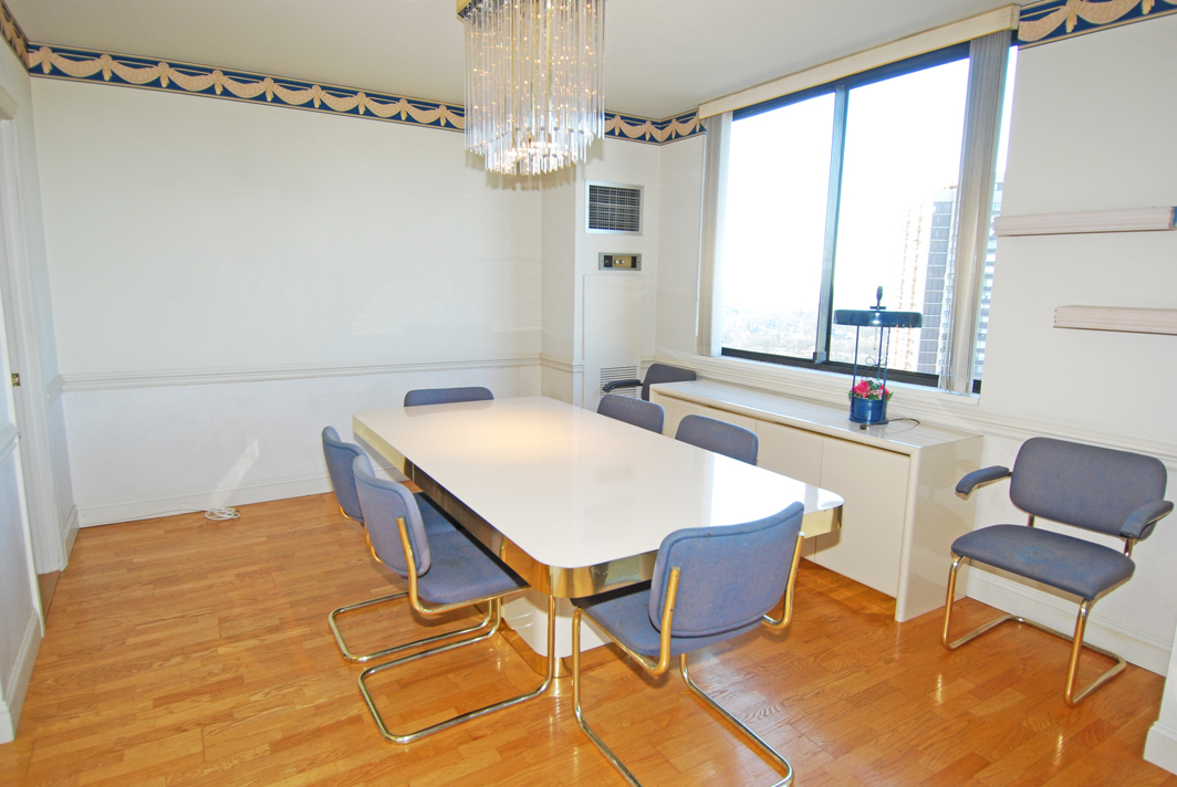 North Shore Towers Apartment