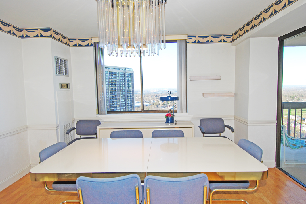 North Shore Towers Apartment