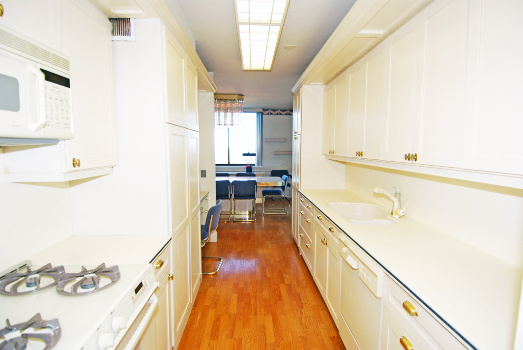 North Shore Towers Apartment