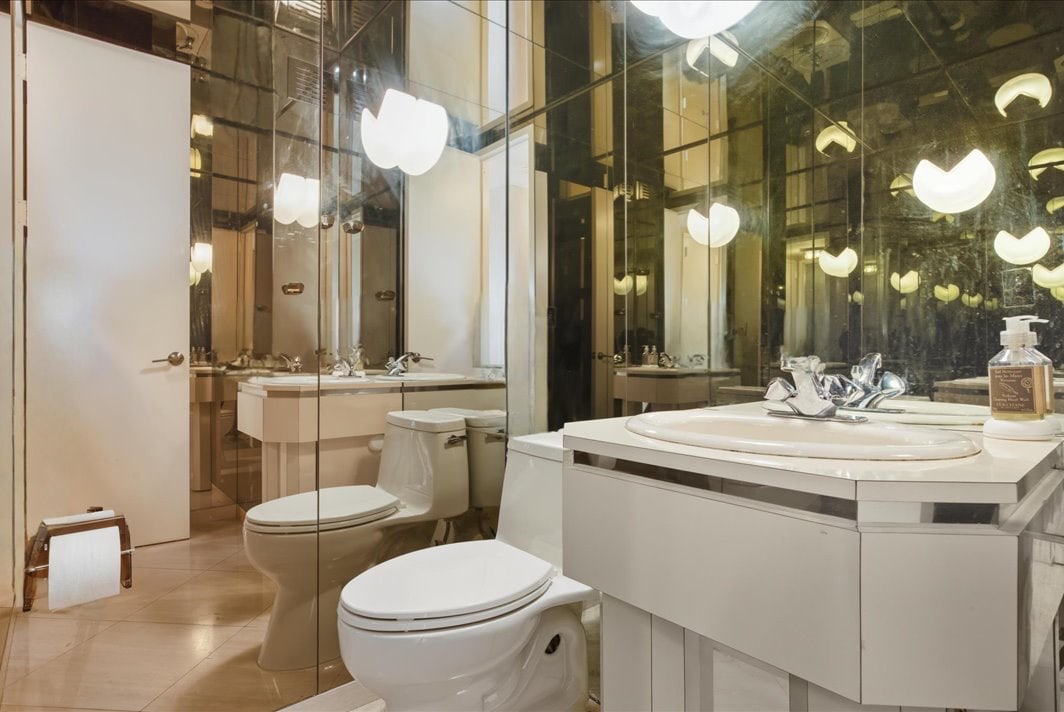 North Shore Towers Apt.