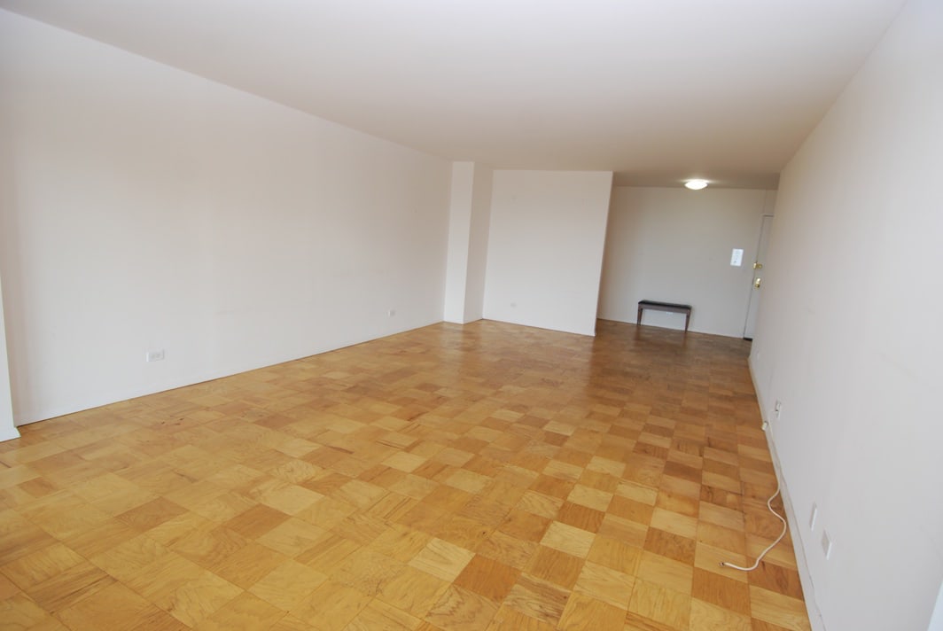 North Shore Towers Apt.