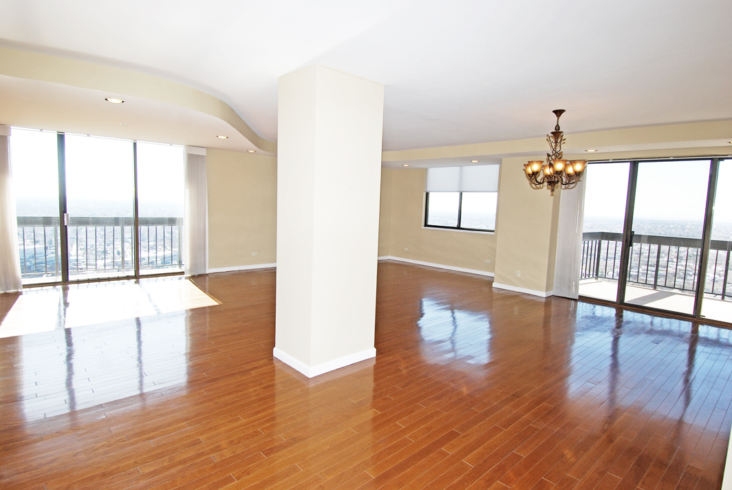 North Shore Towers Apartment