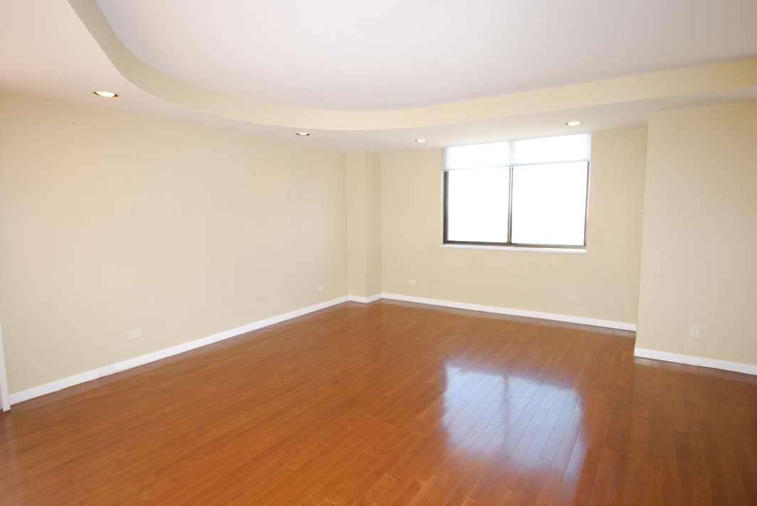 North Shore Towers Apartment