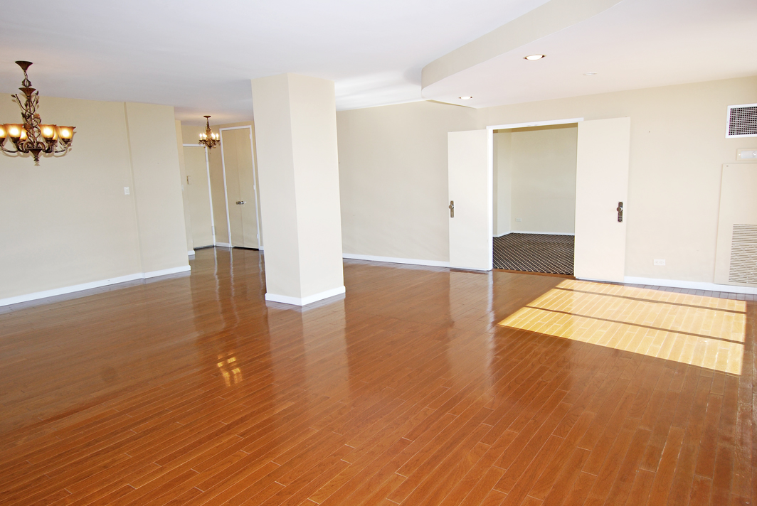 North Shore Towers Apartment