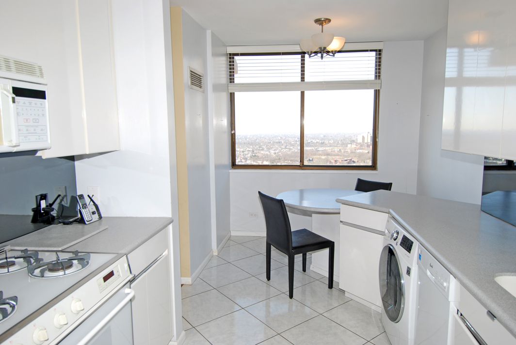 North Shore Towers Apartment