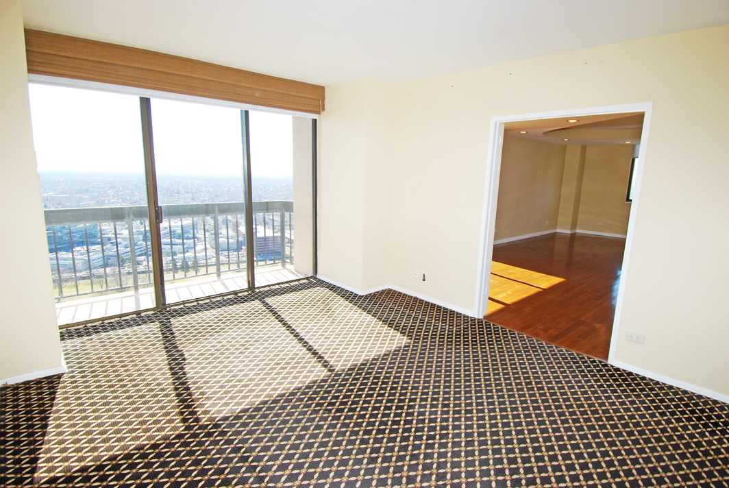 North Shore Towers Apartment