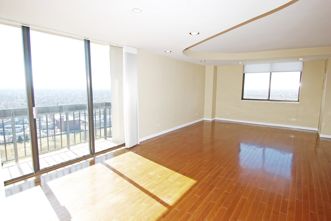 North Shore Towers Apartment