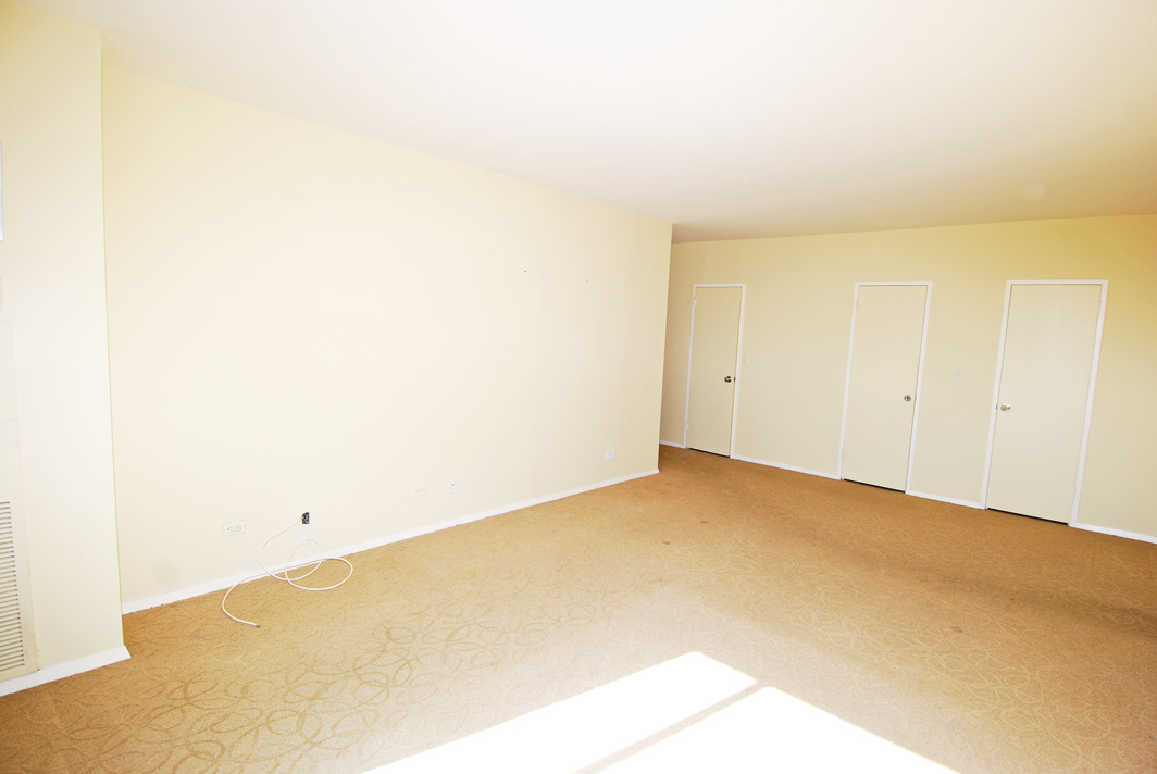 North Shore Towers Apartment