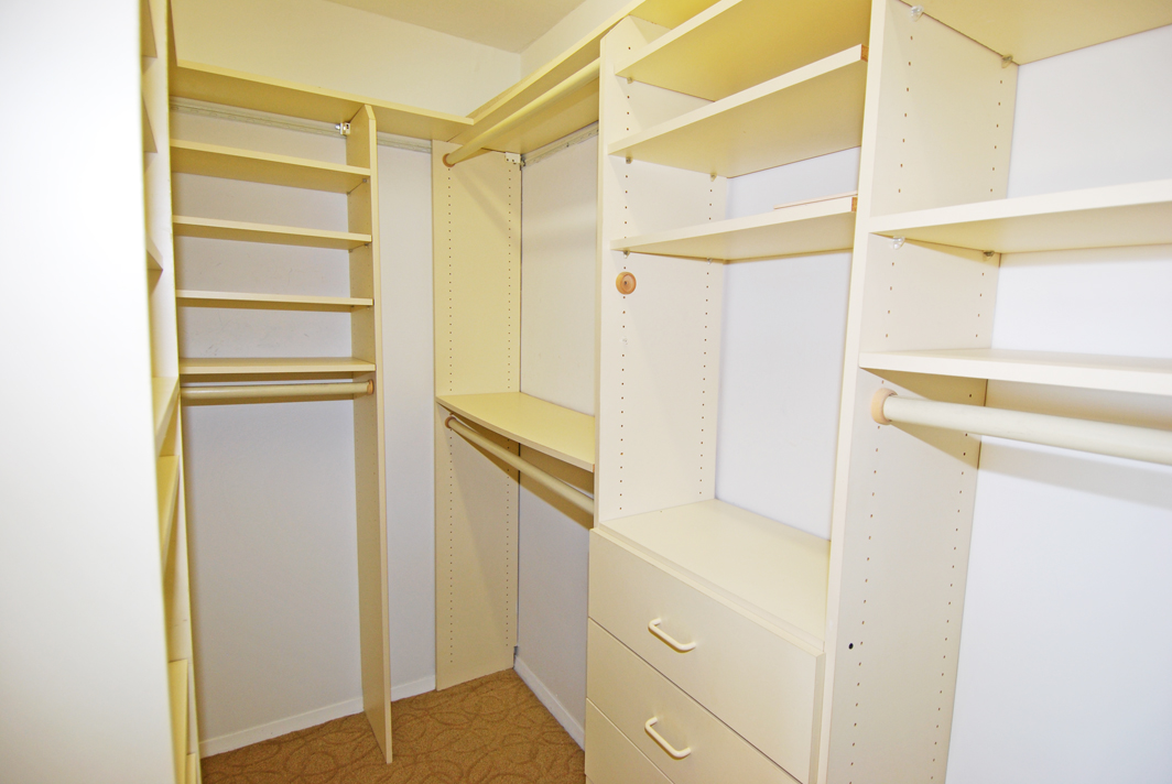 North Shore Towers Apartment