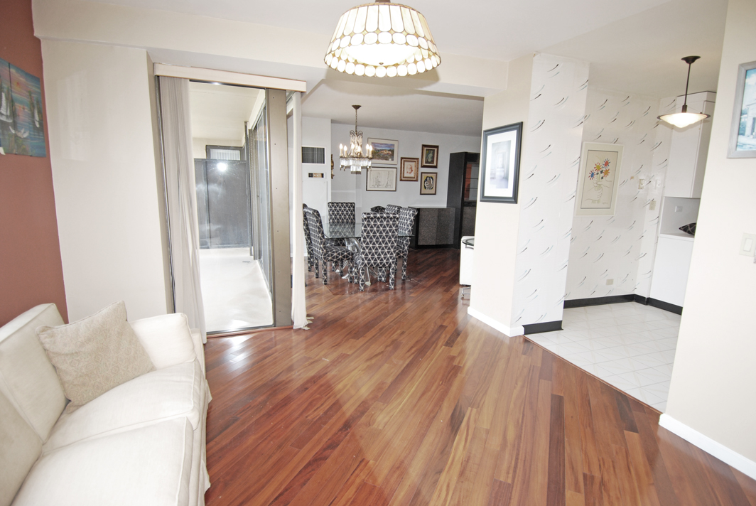 North Shore Towers Apartment