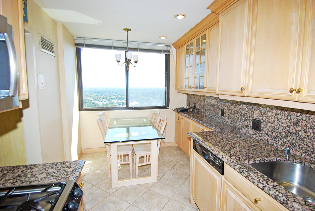 North Shore Towers Apartment