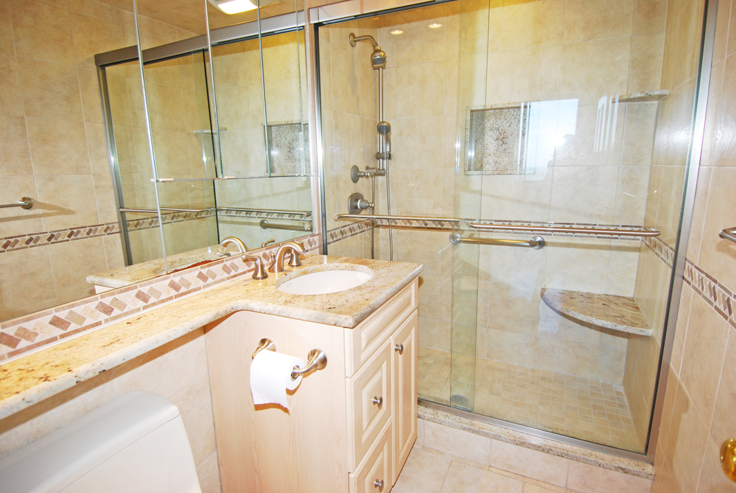 North Shore Towers Apartment