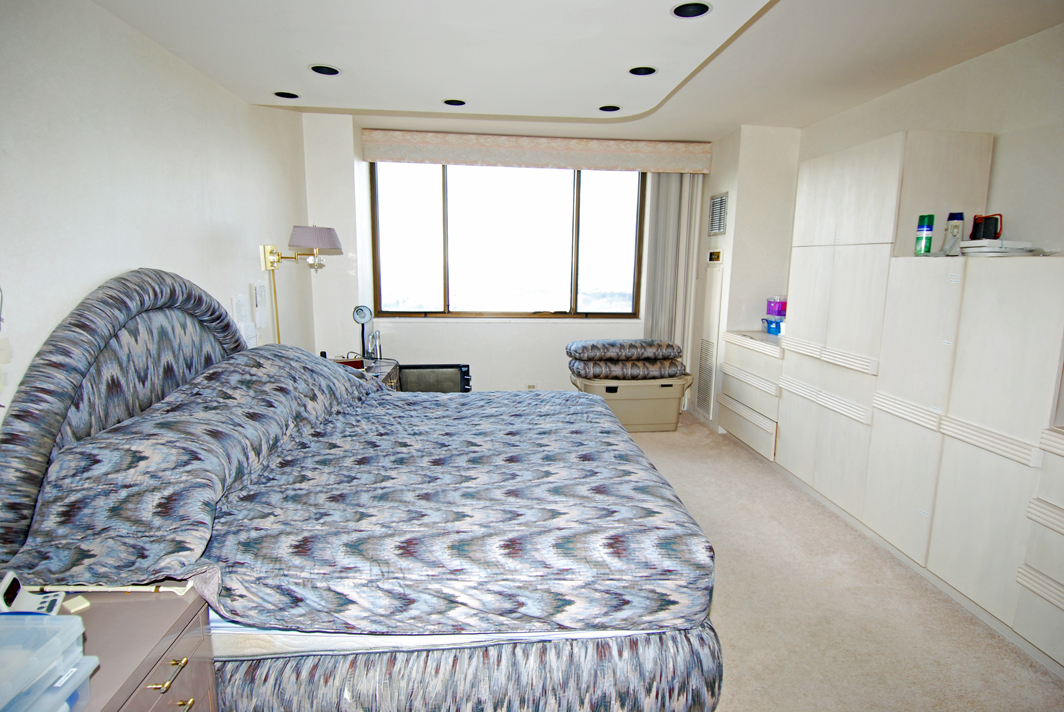 North Shore Towers Apartment