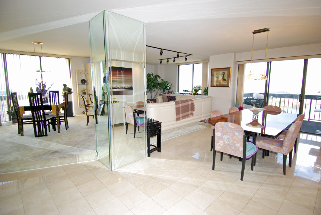 North Shore Towers Apartment