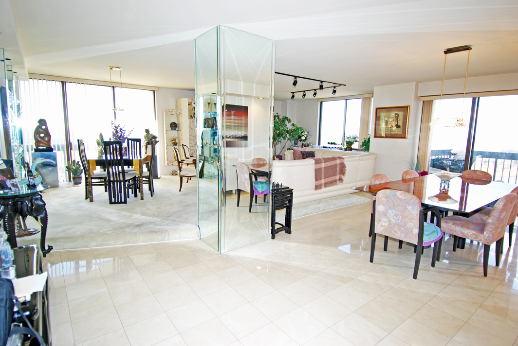 North Shore Towers Apartment