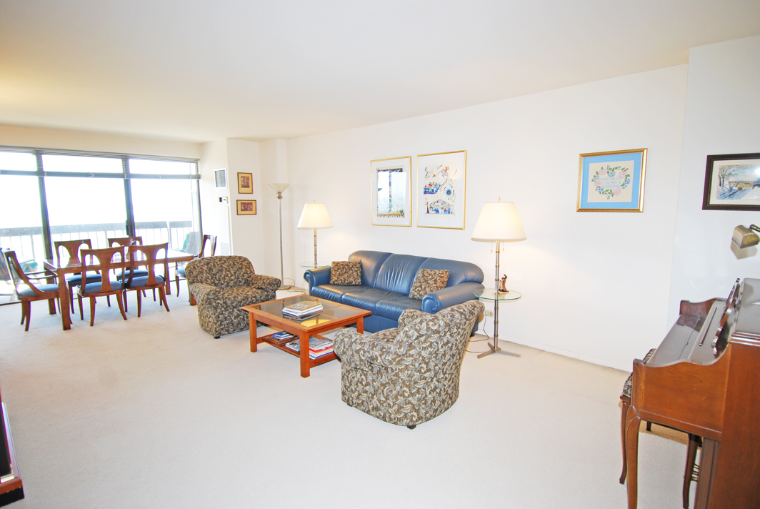 North Shore Towers Apartment