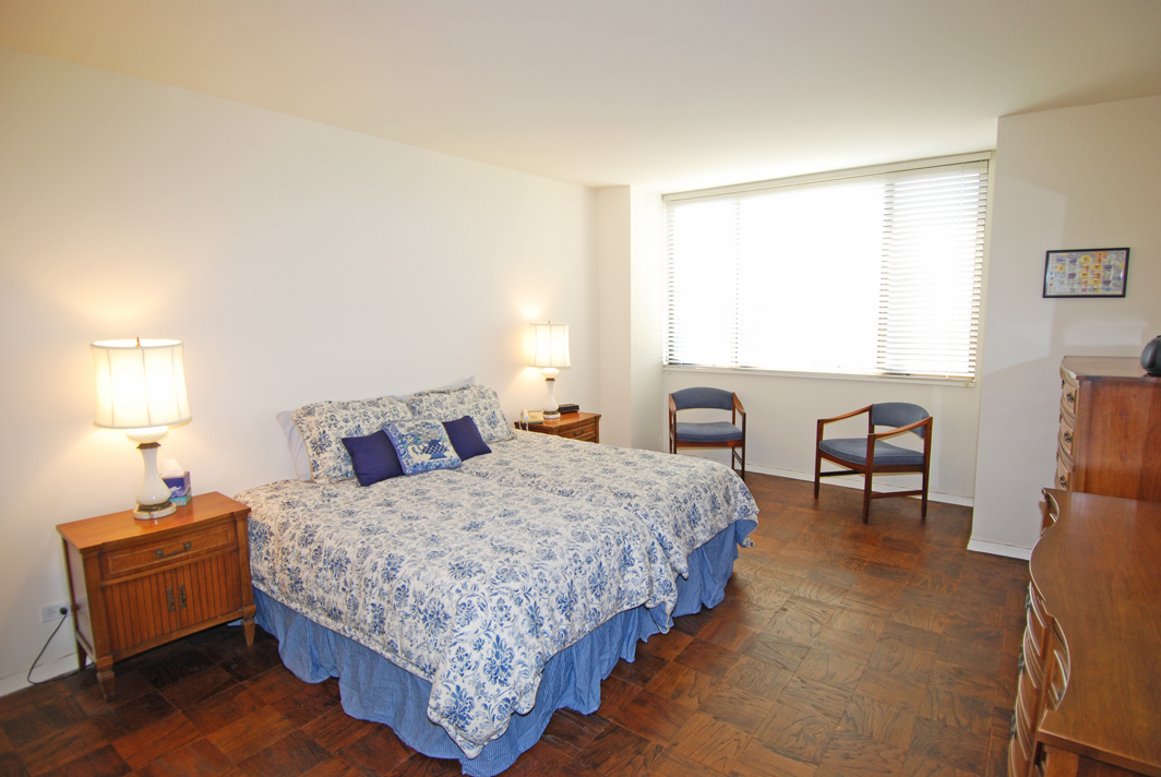 North Shore Towers Apartment