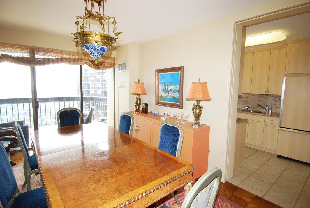 North Shore Towers Apartment