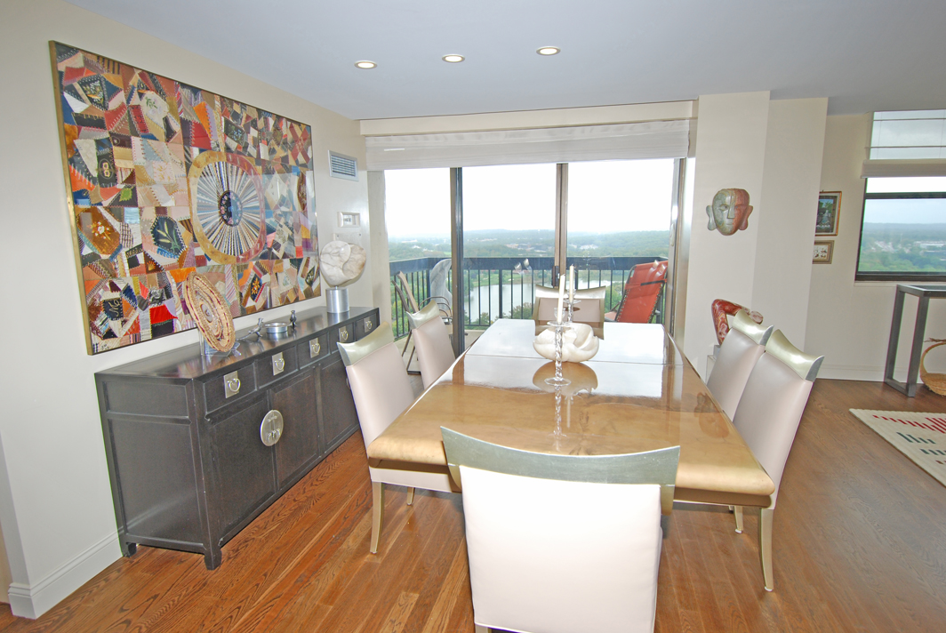 North Shore Towers Apartment