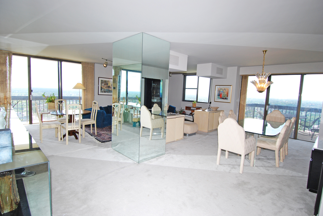 North Shore Towers Apartment