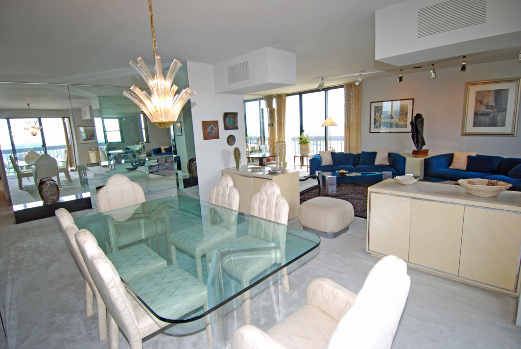 North Shore Towers Apartment