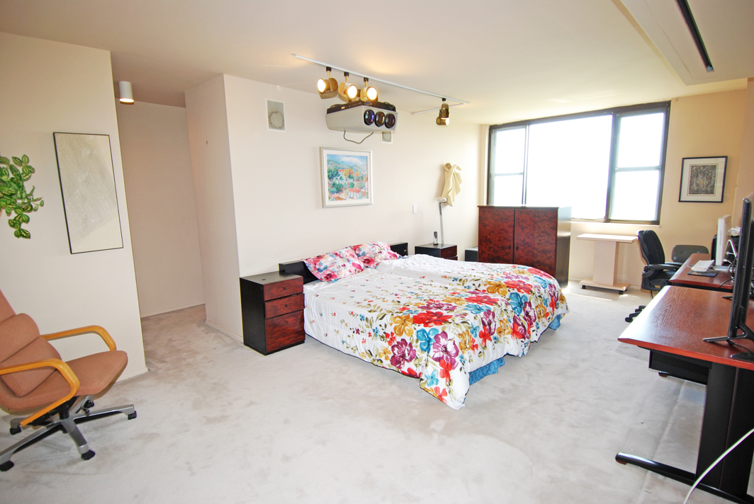 North Shore Towers Apartment